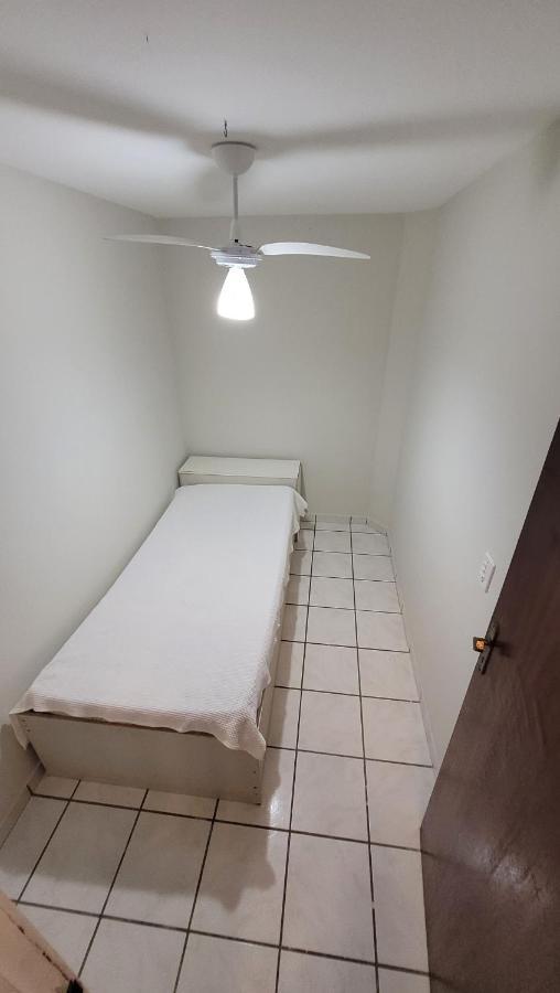 Appartement Aconchegante 2 Quartos Com Wifi + 1 Quarto Menor à Guarapari Extérieur photo